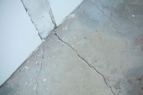 Garage Crack Repair in New Albany